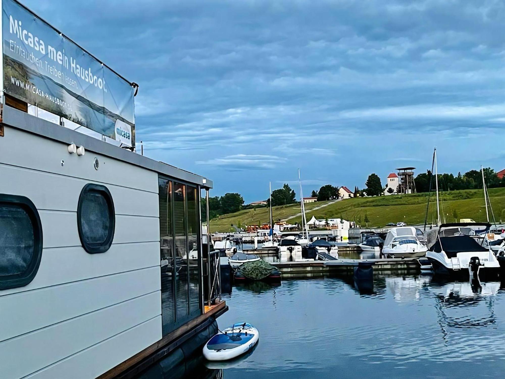 Hausboot Schiff Fuer 4 Personen Ca, 33 M Sup2 In Braunsbedra, Sachsen Anhalt Halle Saale Unstrut Region Eksteriør bilde